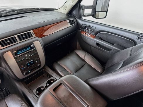 Used 2013 GMC Sierra 3500 SLT AWD/4WD image 22