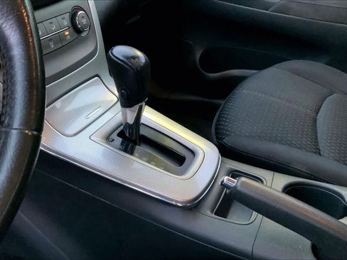 Used 2014 Nissan Sentra SR w/ SR Driver Package image 16