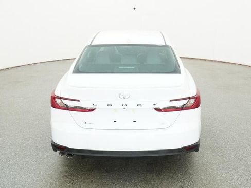 New 2026 Toyota Camry SE image 7
