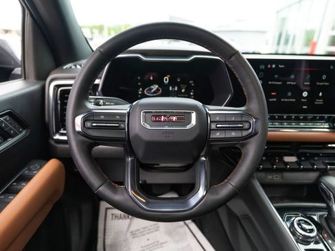 Used 2023 GMC Canyon AT4 w/ AT4 Premium Package AWD/4WD image 18
