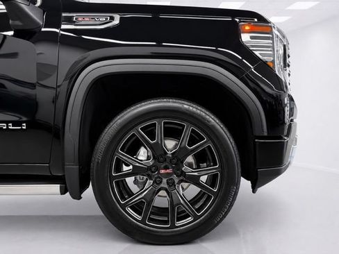Used 2023 GMC Sierra 1500 Denali AWD/4WD image 9