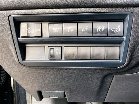 Certified 2025 Toyota Sequoia SR5 image 32