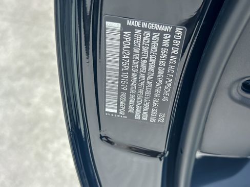 Used 2023 Porsche Panamera image 27