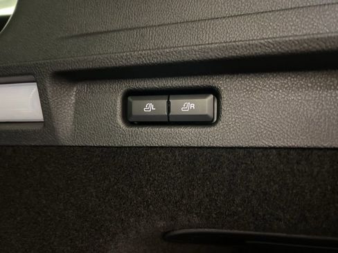 Used 2026 Lincoln Corsair Premiere image 35