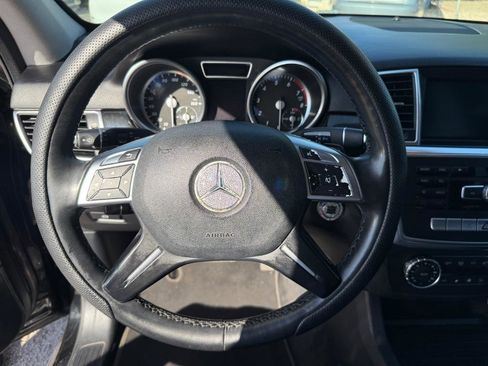 Used 2014 Mercedes-Benz ML 350 4MATIC image 19