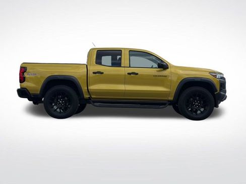 Used 2023 Chevrolet Colorado Trail Boss w/ LPO, Dark Essentials Package AWD/4WD image 21