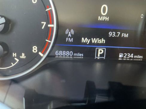 Used 2023 Nissan Altima 2.5 SV image 12