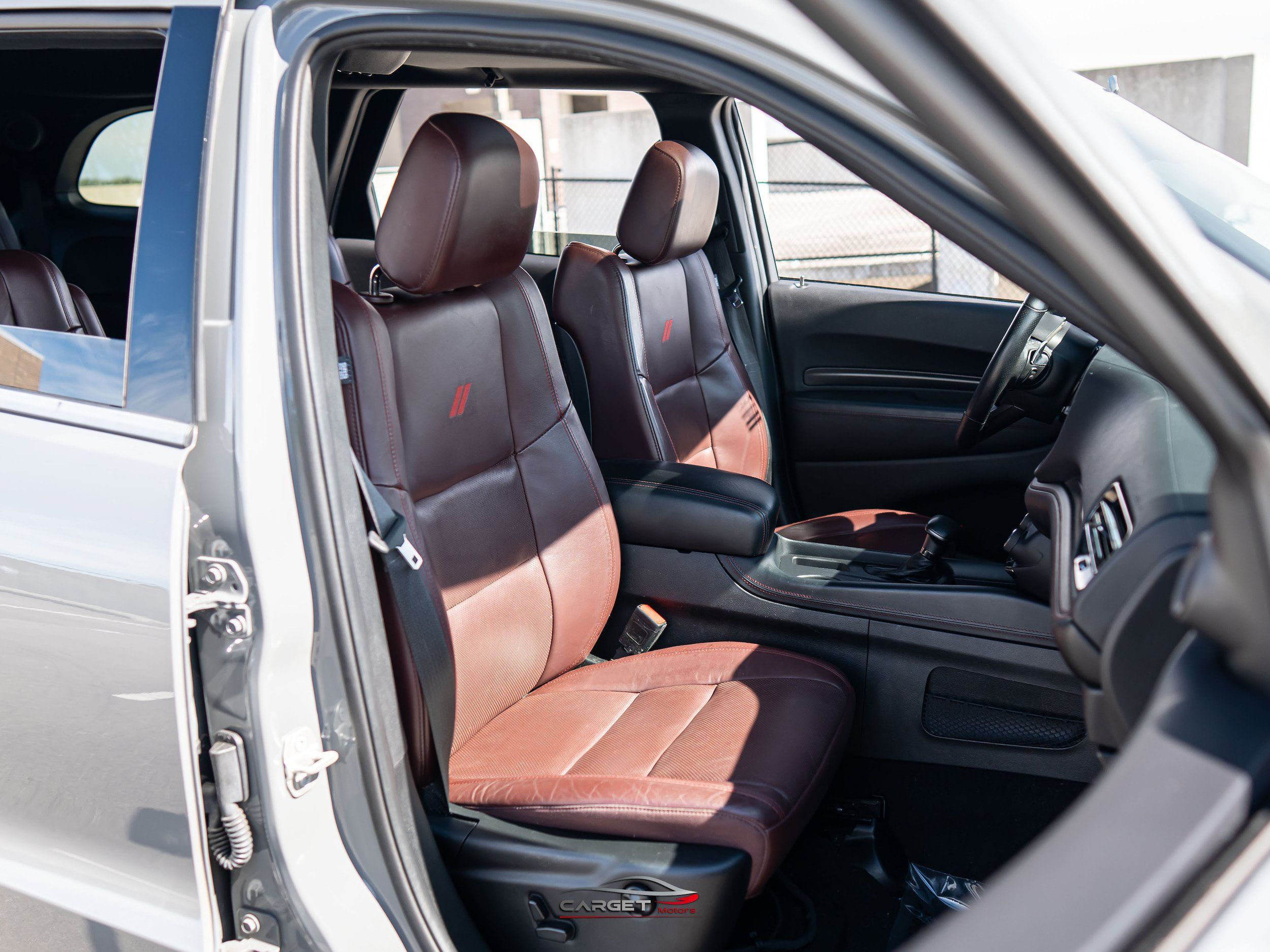 Used 2023 Dodge Durango R/T w/ Tow 'N Go Package AWD/4WD image 17
