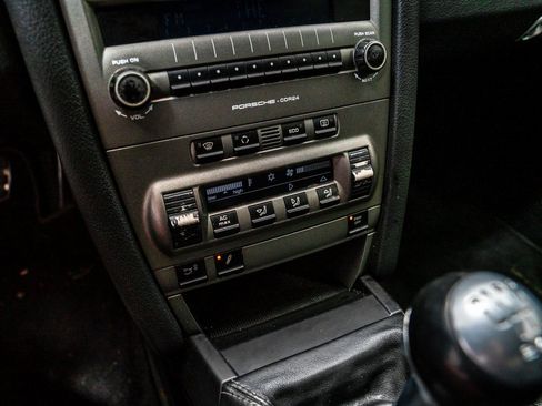 Used 2006 Porsche Cayman S image 18