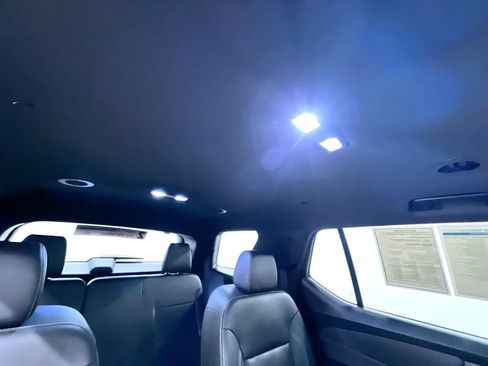 Used 2022 Chevrolet Traverse LT w/ LPO, Cargo Package AWD/4WD image 40