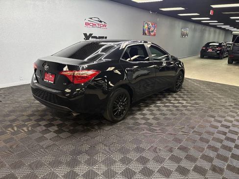 Used 2019 Toyota Corolla LE image 13