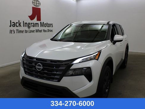 New 2026 Nissan Rogue SV w/ Cold Weather Package image 1