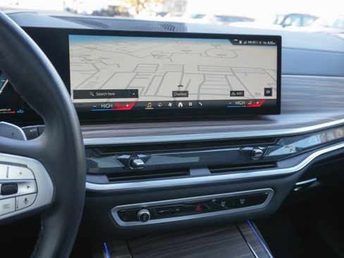 Certified 2025 BMW X7 xDrive40i image 22