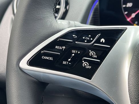New 2026 Mercedes-Benz GLB 250 4MATIC image 36