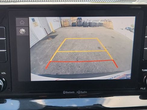 Used 2022 Kia Seltos LX image 13