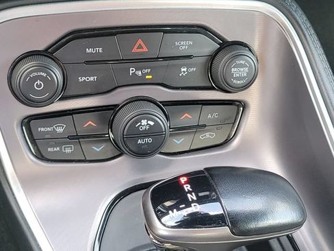 Used 2022 Dodge Challenger GT AWD/4WD image 18