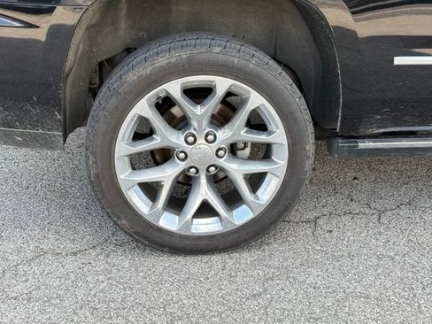 Used 2019 GMC Yukon Denali w/ Denali Ultimate Package AWD/4WD image 15