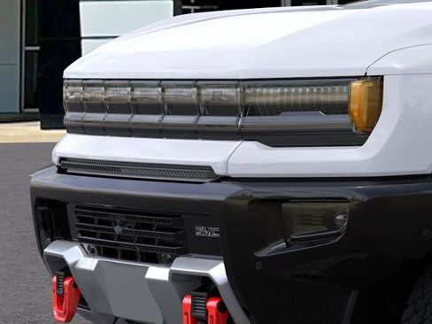 New 2026 GMC Hummer EV 2X w/ LPO, Sport Package image 48