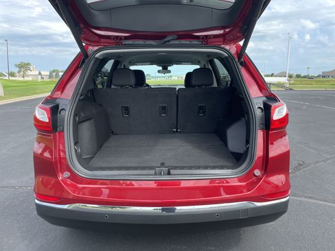 Used 2021 Chevrolet Equinox LT AWD/4WD image 22