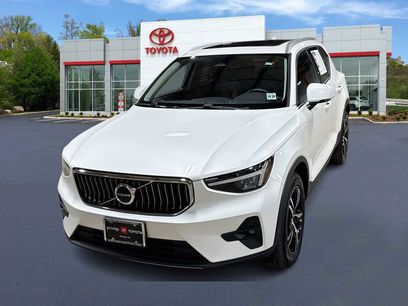 Used 2023 Volvo XC40 B5 Plus