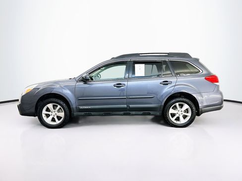 Used 2014 Subaru Outback 3.6R Limited w/ Moonroof Package AWD/4WD image 4