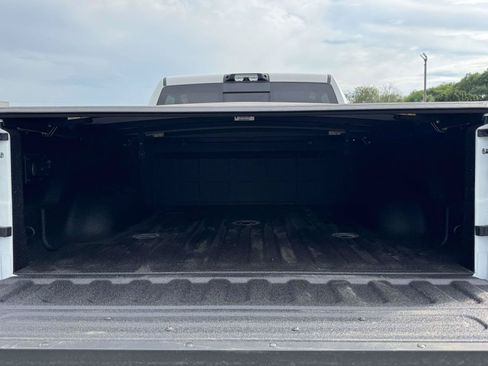 New 2026 RAM 2500 Big Horn AWD/4WD image 21