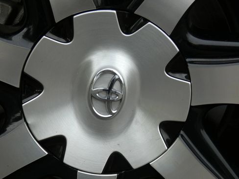 Used 2019 Toyota Mirai image 20