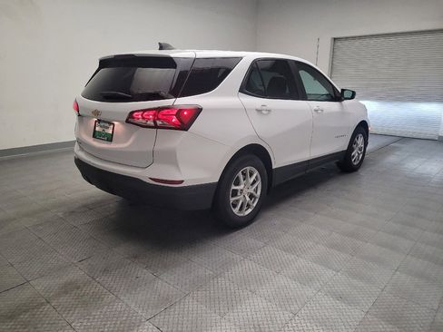 Used 2024 Chevrolet Equinox LS w/ LS Convenience Package FWD image 9