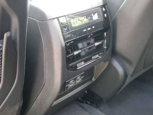 Used 2023 Jeep Grand Cherokee L Laredo AWD/4WD image 30