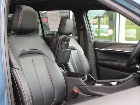 Used 2026 Jeep Grand Cherokee Limited w/ Limited Altitude Package AWD/4WD image 26