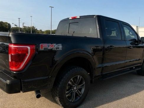 Used 2022 Ford F150 XLT w/ Equipment Group 302A High AWD/4WD image 4