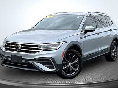 Used 2022 Volkswagen Tiguan SE
