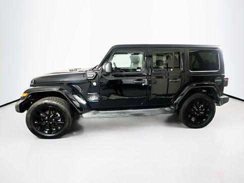 Used 2022 Jeep Wrangler Sahara image 4