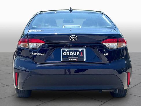 Used 2025 Toyota Corolla LE FWD image 5