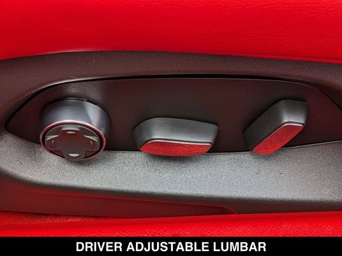 Used 2024 Chevrolet Corvette Stingray Premium Conv w/ Battery Protection Package image 17
