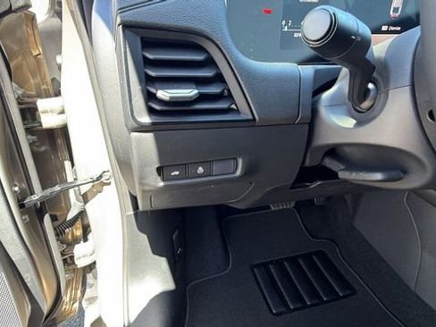 New 2026 Nissan Sentra SV FWD image 30