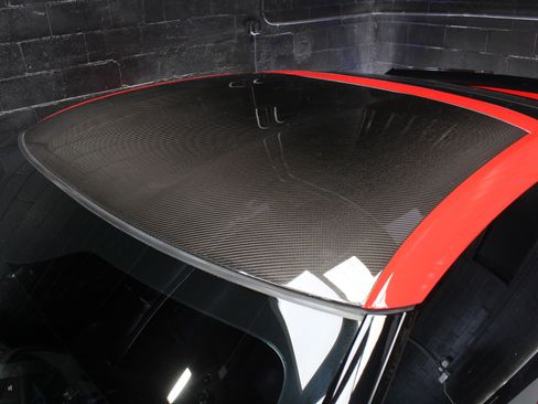 Used 2016 Chevrolet Corvette Z06 w/ 3LZ Preferred Equipment Group image 6