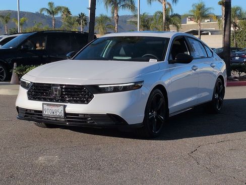 Used 2025 Honda Accord Sport image 5