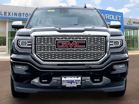 Used 2018 GMC Sierra 1500 Denali w/ Denali Ultimate Package image 3