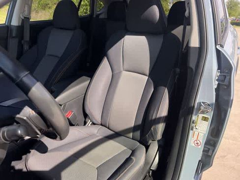 Used 2019 Subaru Crosstrek 2.0i Premium image 11