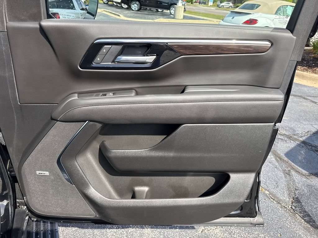 Certified 2025 Chevrolet Tahoe Premier AWD/4WD image 38