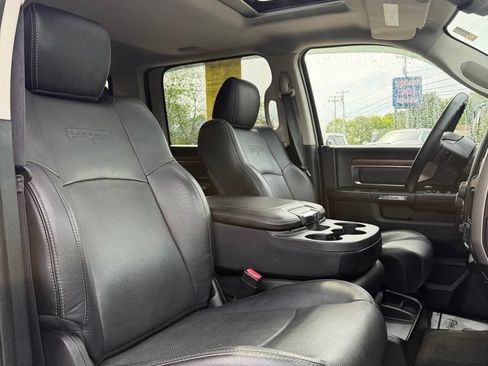 Used 2015 RAM 1500 Laramie w/ Convenience Group AWD/4WD image 13