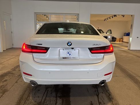 Used 2024 BMW 330i xDrive Sedan w/ Premium Package image 5