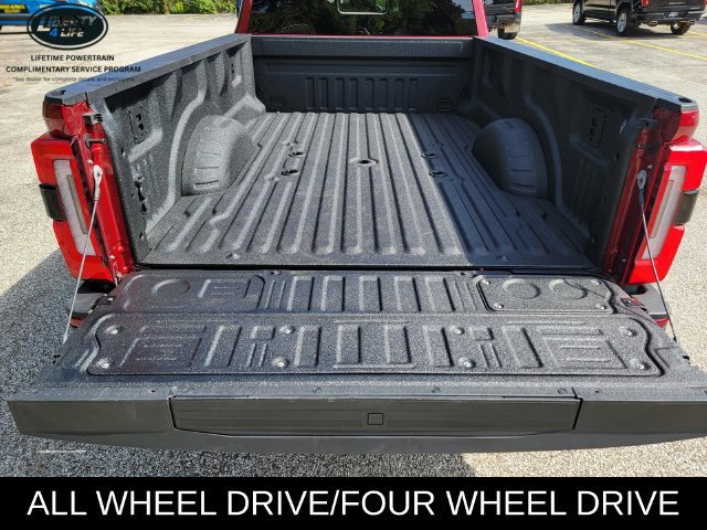 Used 2025 Ford F350 Platinum AWD/4WD image 16