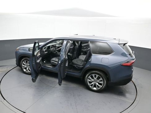 Certified 2025 Toyota Grand Highlander AWD image 47