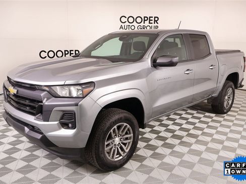 Used 2023 Chevrolet Colorado LT w/ LT Convenience Package II image 10