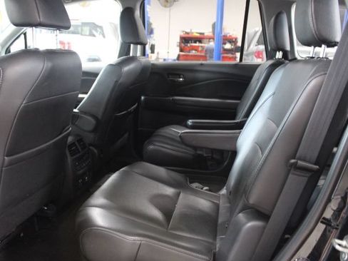 Used 2019 Honda Pilot Elite image 13