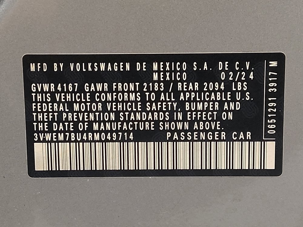 Used 2024 Volkswagen Jetta SE FWD image 33