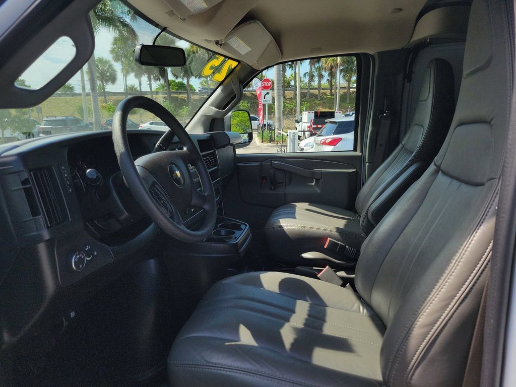 Used 2025 Chevrolet Express 2500 Extended w/ Driver Convenience Package RWD image 15