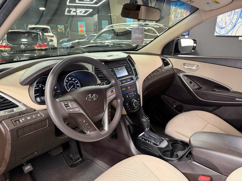 Used 2017 Hyundai Santa Fe Sport FWD image 9